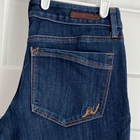 EXPRESS | Low Rise Legging Jean - Picture 2 of 11